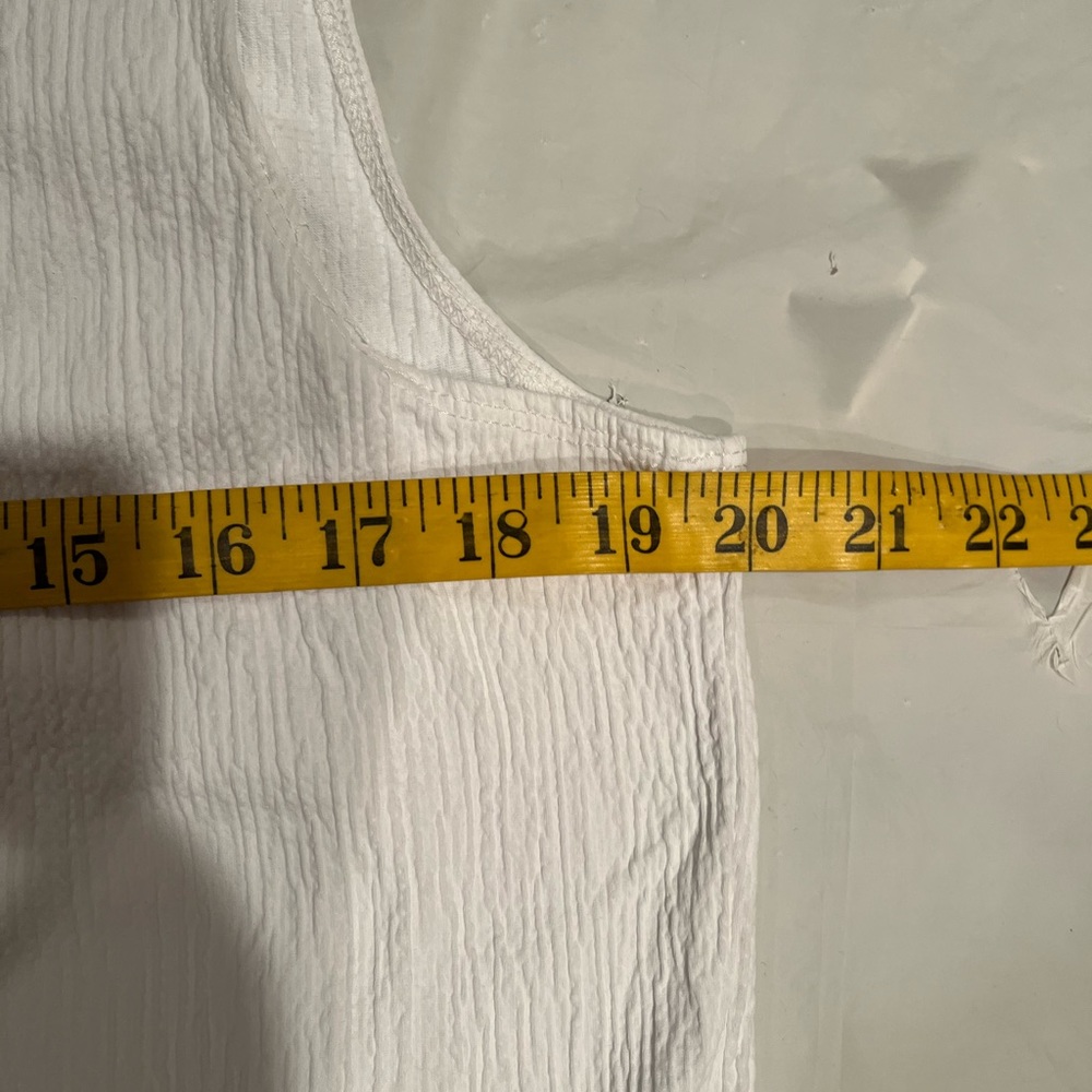 JM Collection White Tank/Shell top. Size large - Picture 4 of 8